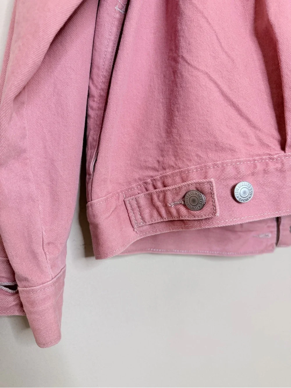 Levis levi two